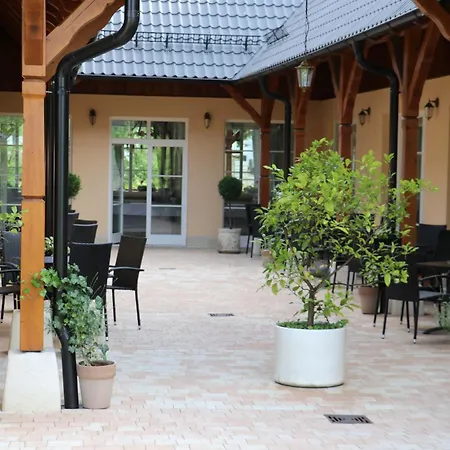Apartmán-hotel Jítravský Dvorec Rynoltice