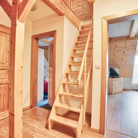 Apartmán-hotel Jítravský Dvorec 4*
