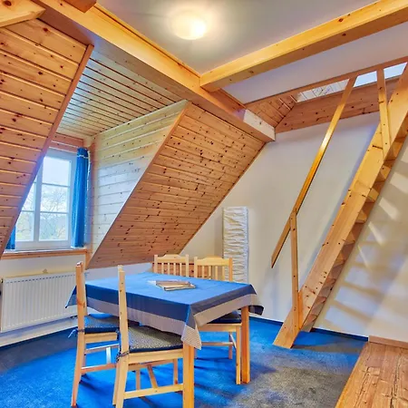 Apartmán-hotel Jítravský Dvorec Aparthotel