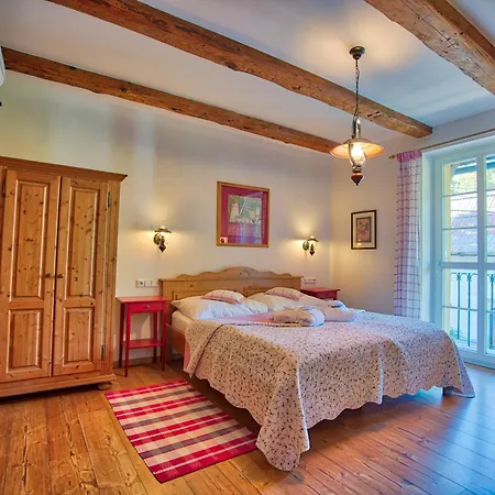 Apartmán-hotel Jítravský Dvorec Aparthotel