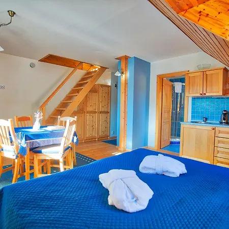 Apartman-hotel Jitravsky Dvorec 4*
