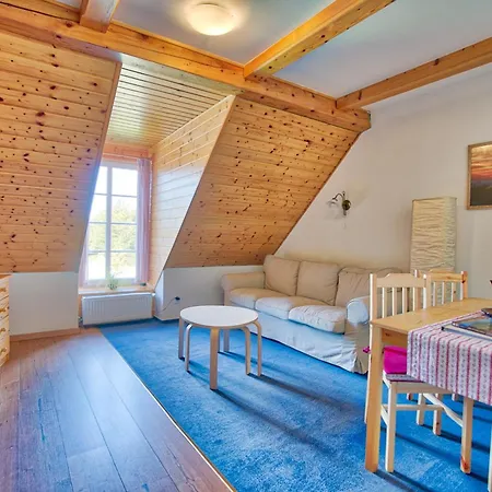 Apartmán-hotel Jítravský Dvorec 4*