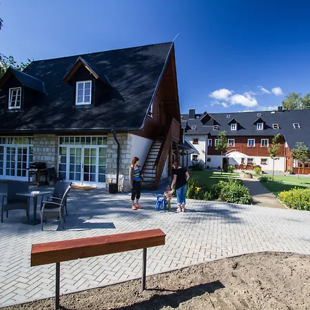 Apartmán-hotel Jítravský Dvorec 4*