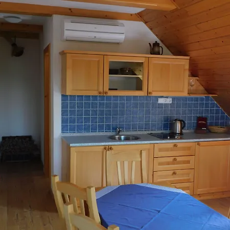 Apartmán-hotel Jítravský Dvorec Apartahotel 4*