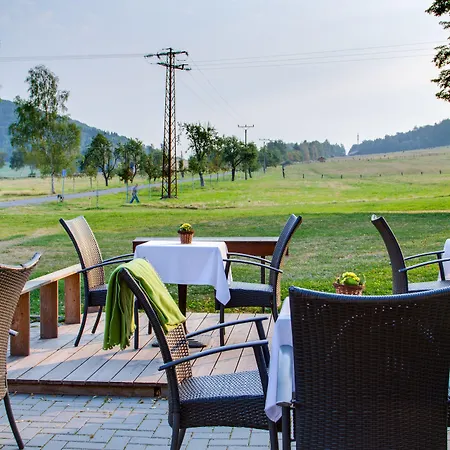 Apartman-hotel Jitravsky Dvorec Appart hôtel Rynoltice