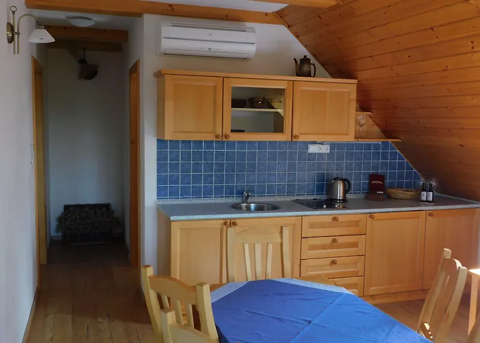 Apartmán-hotel Jítravský Dvorec Aparthotel 4*